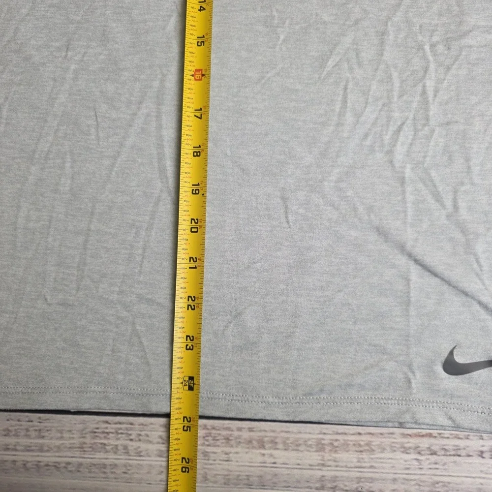 Nike Dri Fit Legend Hoodie Women Large Gray Light Athletic Pullover Running Flaw